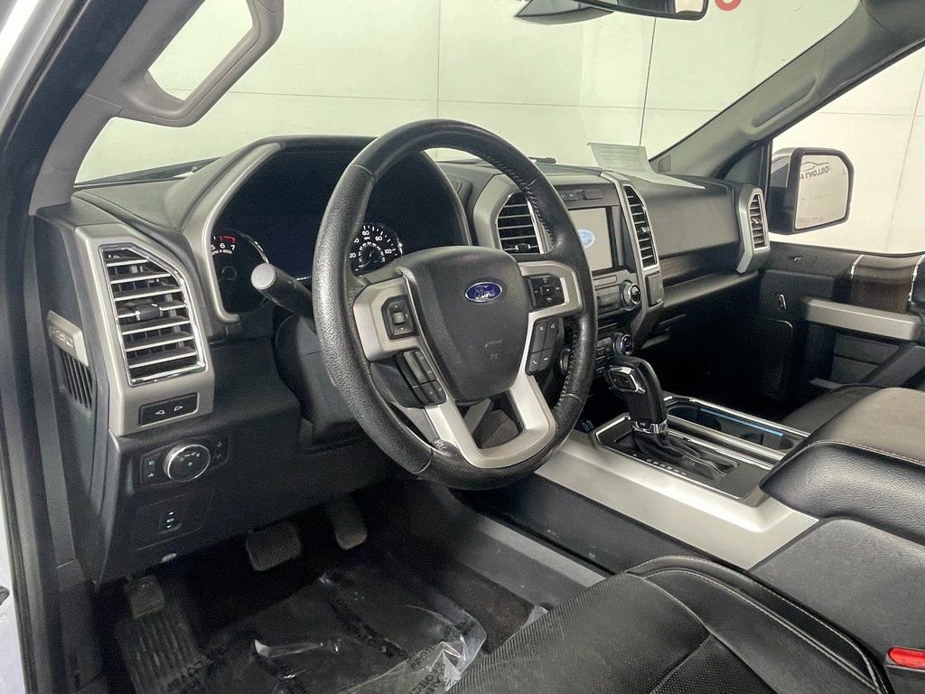 Used 2016 Ford F150 Lariat w/ Equipment Group 502A Luxury AWD/4WD image 13