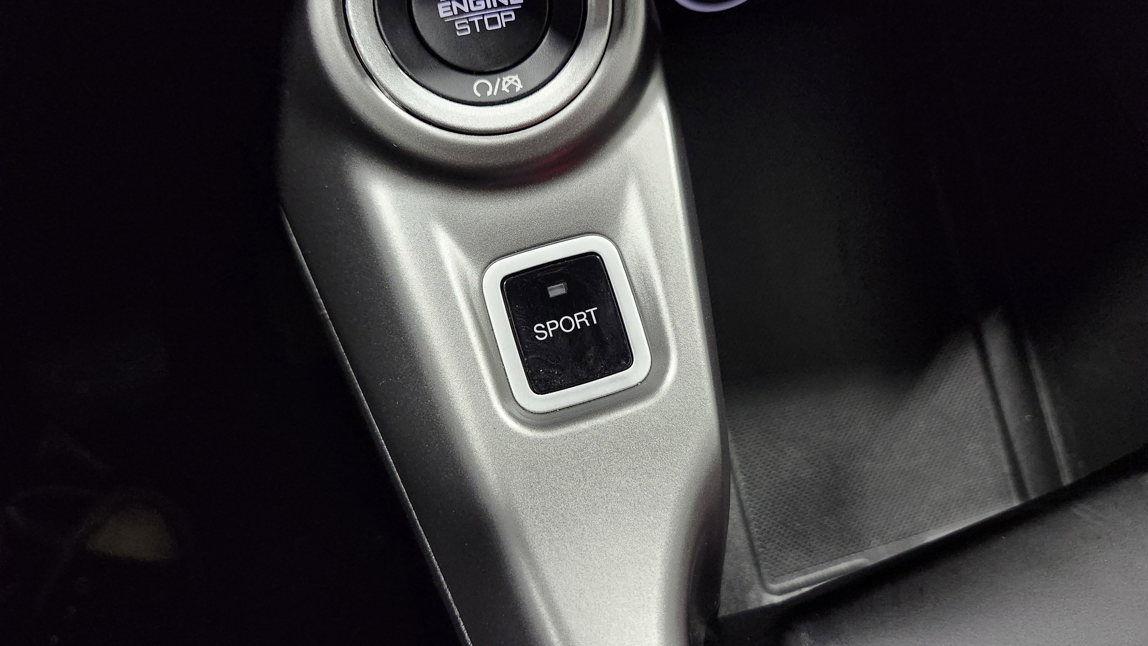 Used 2024 Dodge Hornet R/T image 9