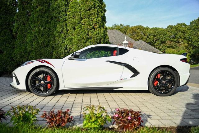Used 2020 Chevrolet Corvette Stingray Premium Cpe w/ 3LT Preferred Equipment Group image 3