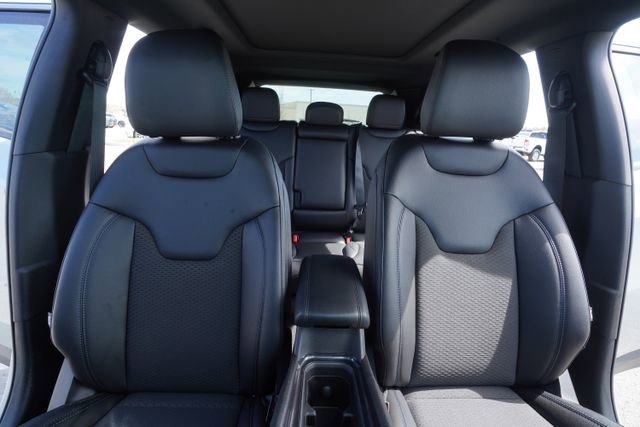 New 2026 Jeep Compass Latitude w/ Driver Assistance Group image 34