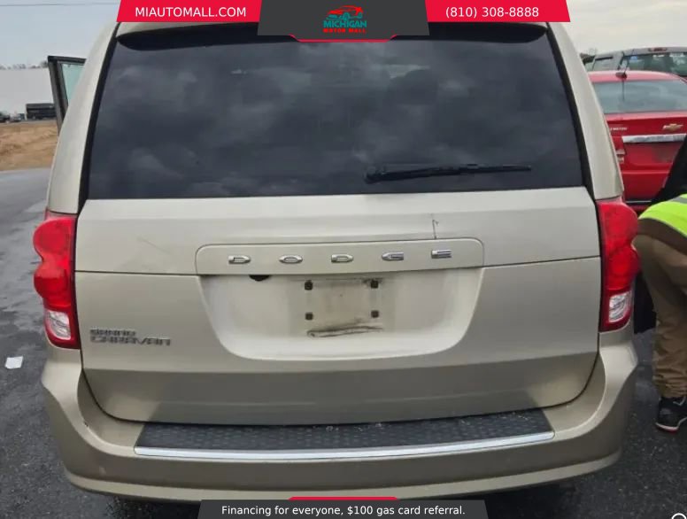 Used 2015 Dodge Grand Caravan SE w/ Quick Order Package 29E SE image 4