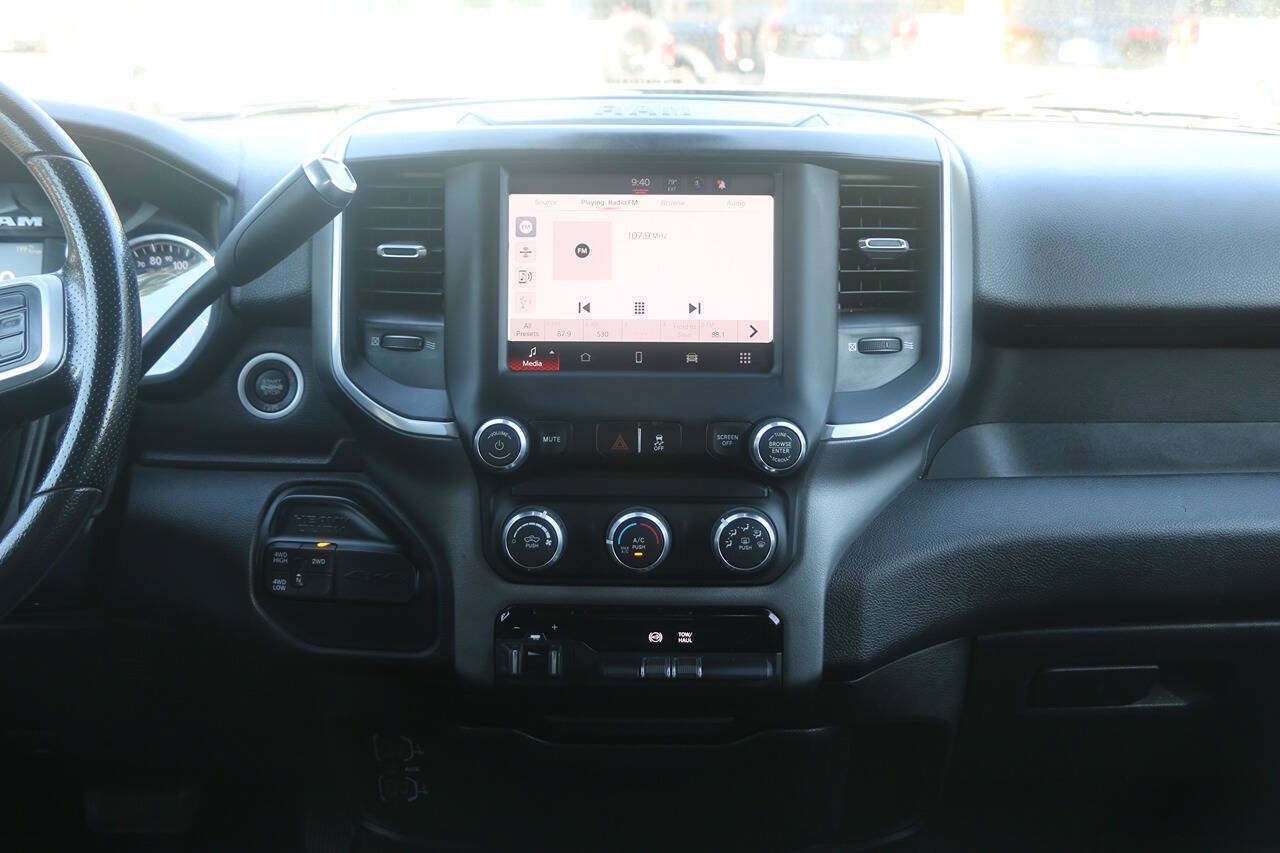 Used 2022 RAM 3500 Big Horn AWD/4WD image 21