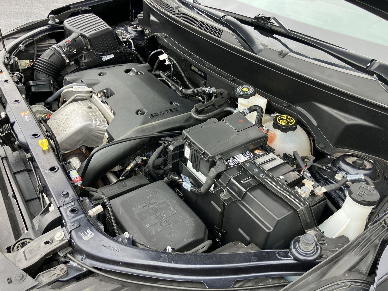Used 2020 Chevrolet Equinox Premier AWD/4WD image 38