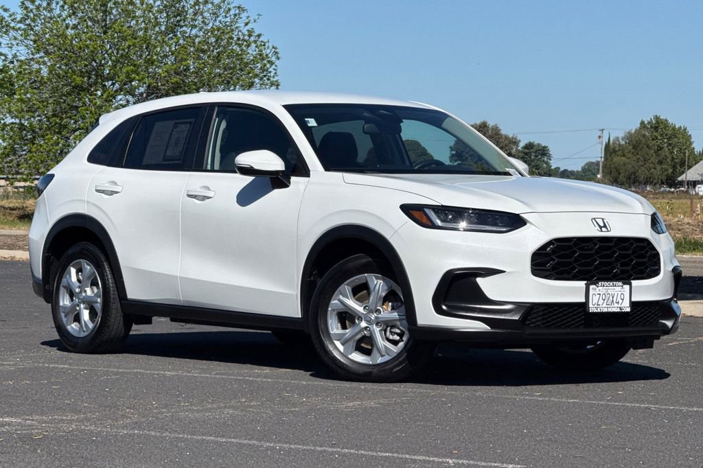 Used 2024 Honda HR-V LX image 2