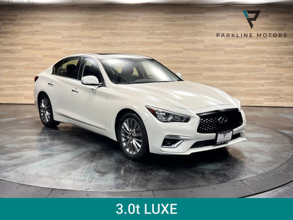 Used 2019 INFINITI Q50 Luxe w/ Essential Package (3.0T Luxe)