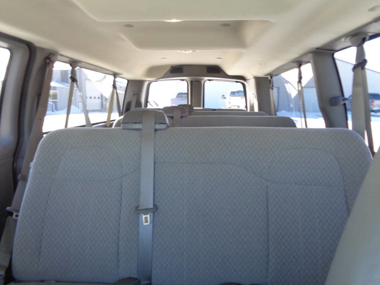 Used 2017 Chevrolet Express 3500 LT w/ LT Preferred Equipment Group image 16