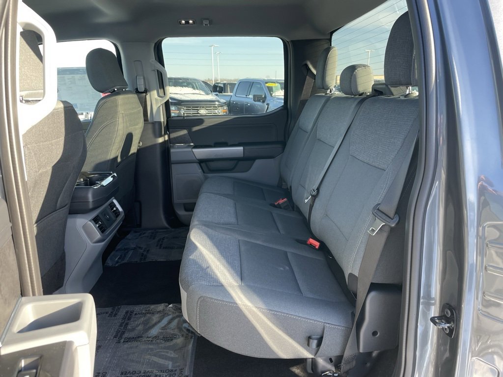 New 2026 Ford F150 XLT w/ XLT Chrome Appearance Package image 8