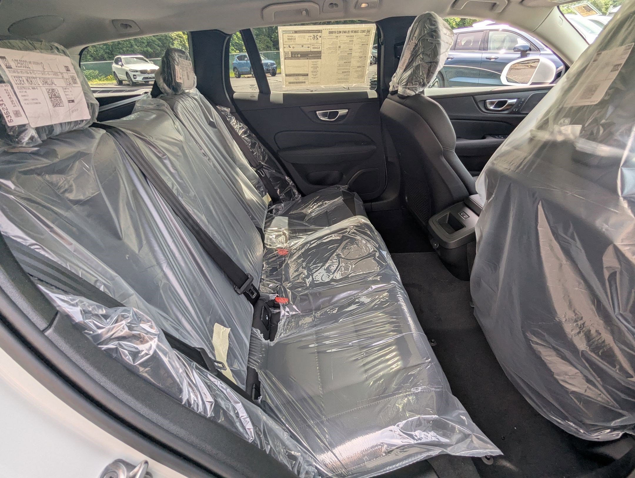 New 2026 Volvo V60 B5 Cross Country Plus w/ Protection Package Premier image 21