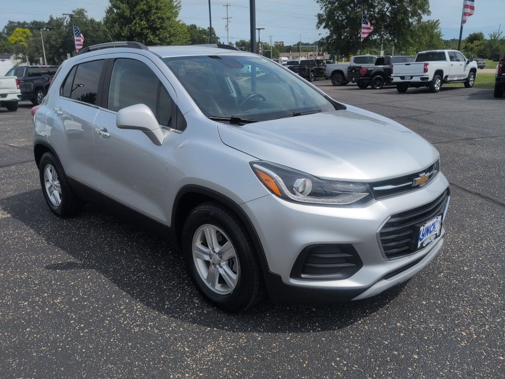Used 2019 Chevrolet Trax LT w/ LT Convenience Package FWD image 8