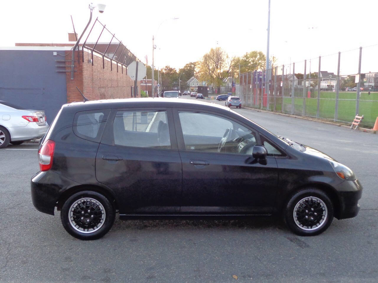 Used 2008 Honda Fit image 5