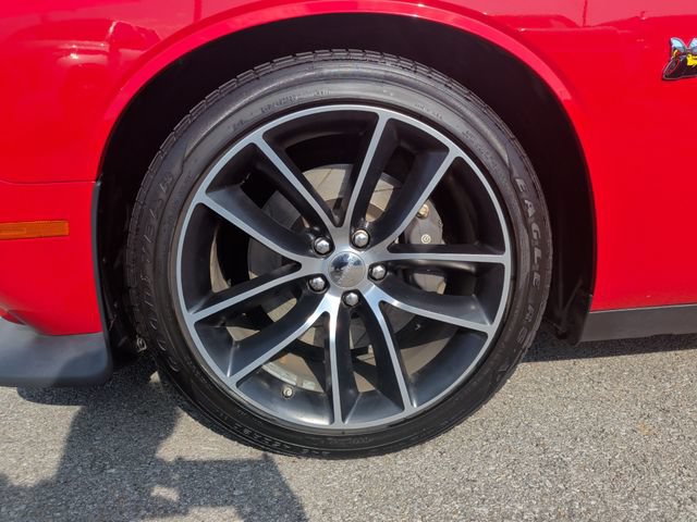 Used 2016 Dodge Challenger R/T Scat Pack RWD image 8