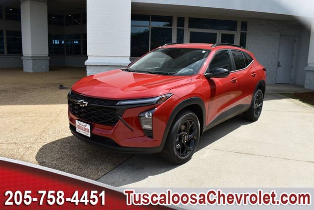 New 2026 Chevrolet Trax LT w/ Midnight Edition FWD image 5
