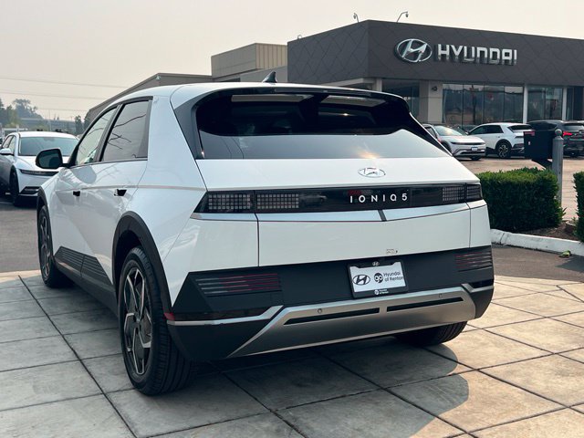 Certified 2024 Hyundai Ioniq 5 SEL RWD image 9