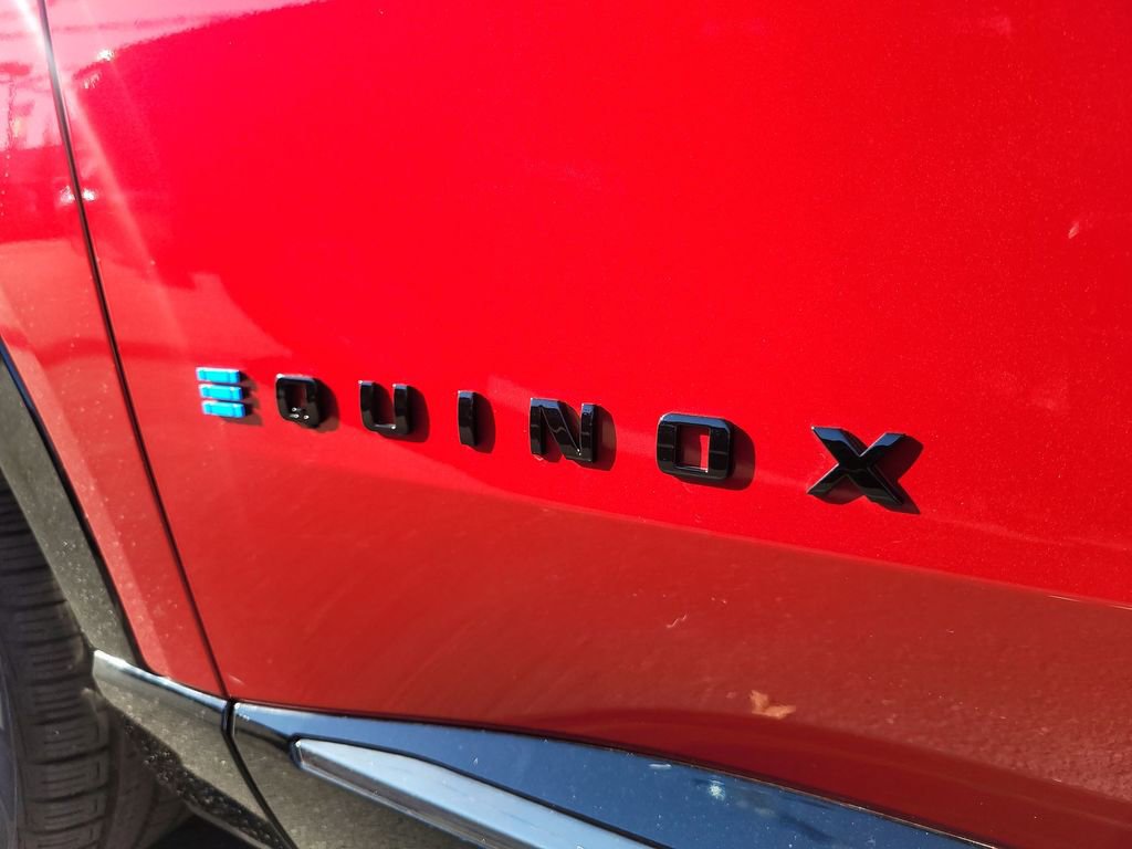 New 2026 Chevrolet Equinox EV RS image 32