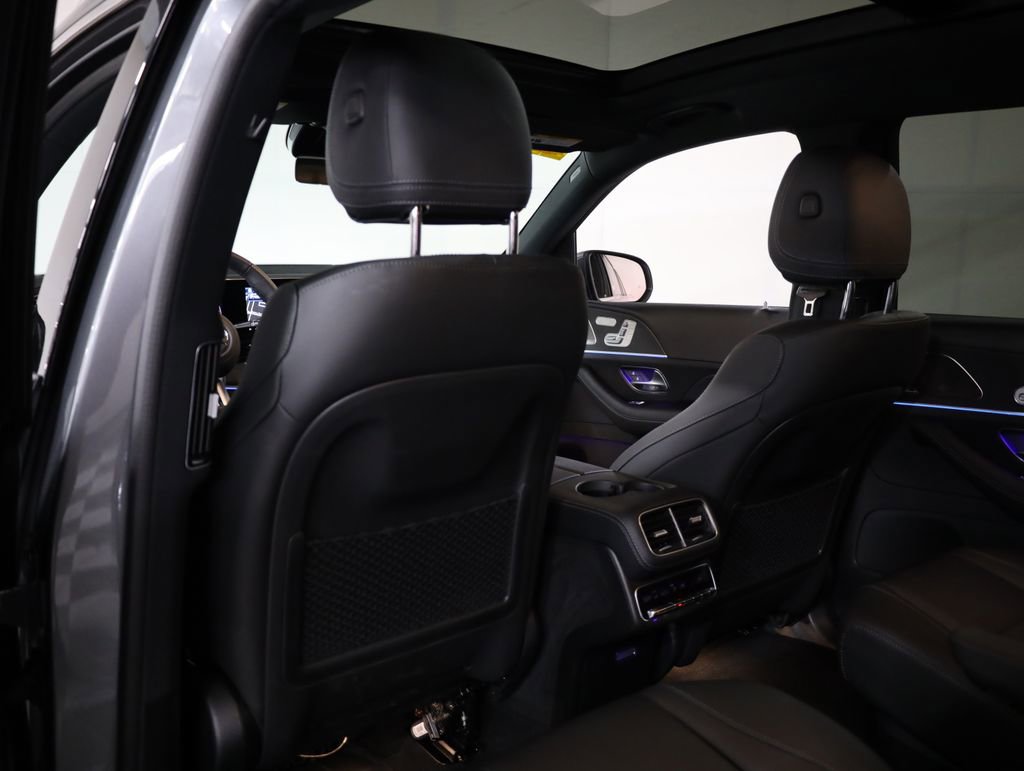 Used 2025 Mercedes-Benz GLS 450 4MATIC image 36