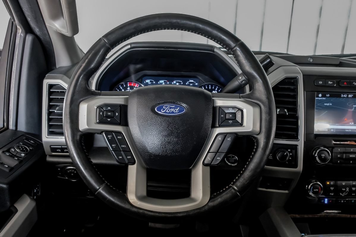 Used 2019 Ford F250 Lariat w/ Lariat Ultimate Package AWD/4WD image 15