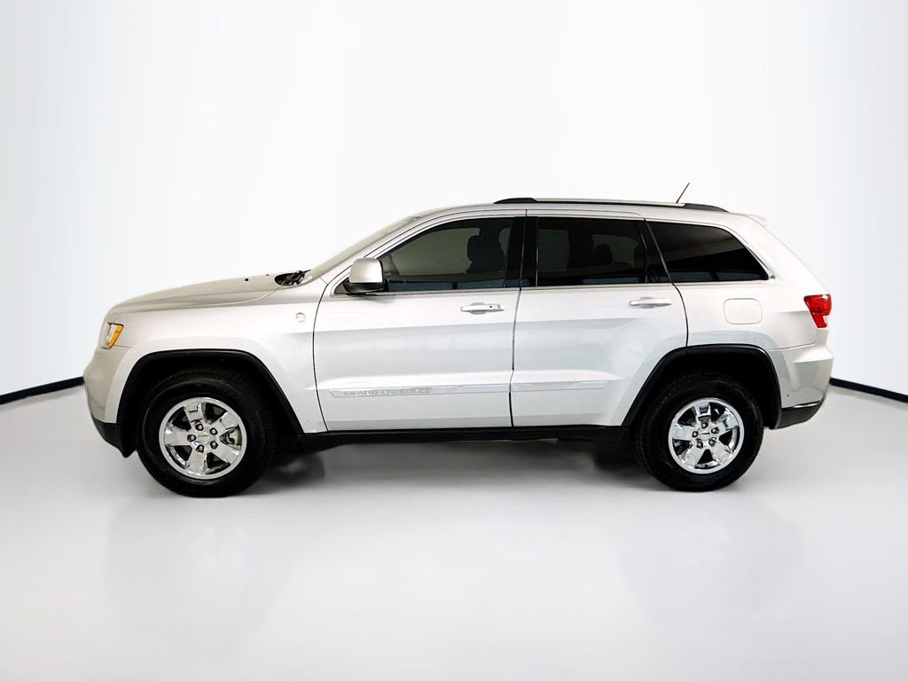 Used 2012 Jeep Grand Cherokee Laredo w/ Laredo E Group image 8