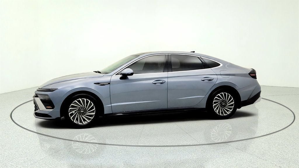 Used 2026 Hyundai Sonata SEL FWD image 8