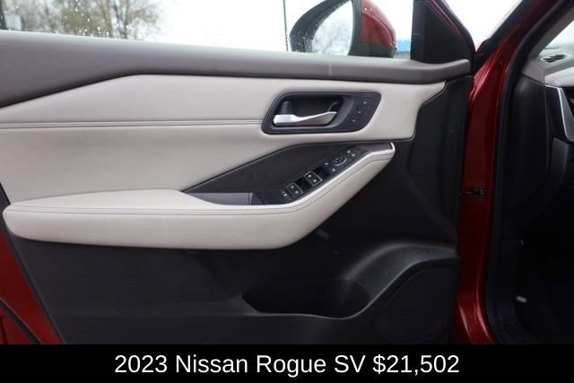 Used 2023 Nissan Rogue SV image 23