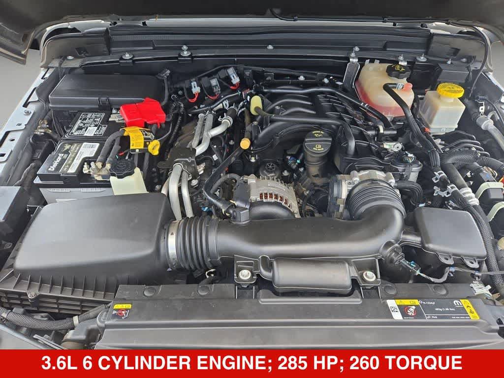 Used 2021 Jeep Gladiator Rubicon AWD/4WD image 13