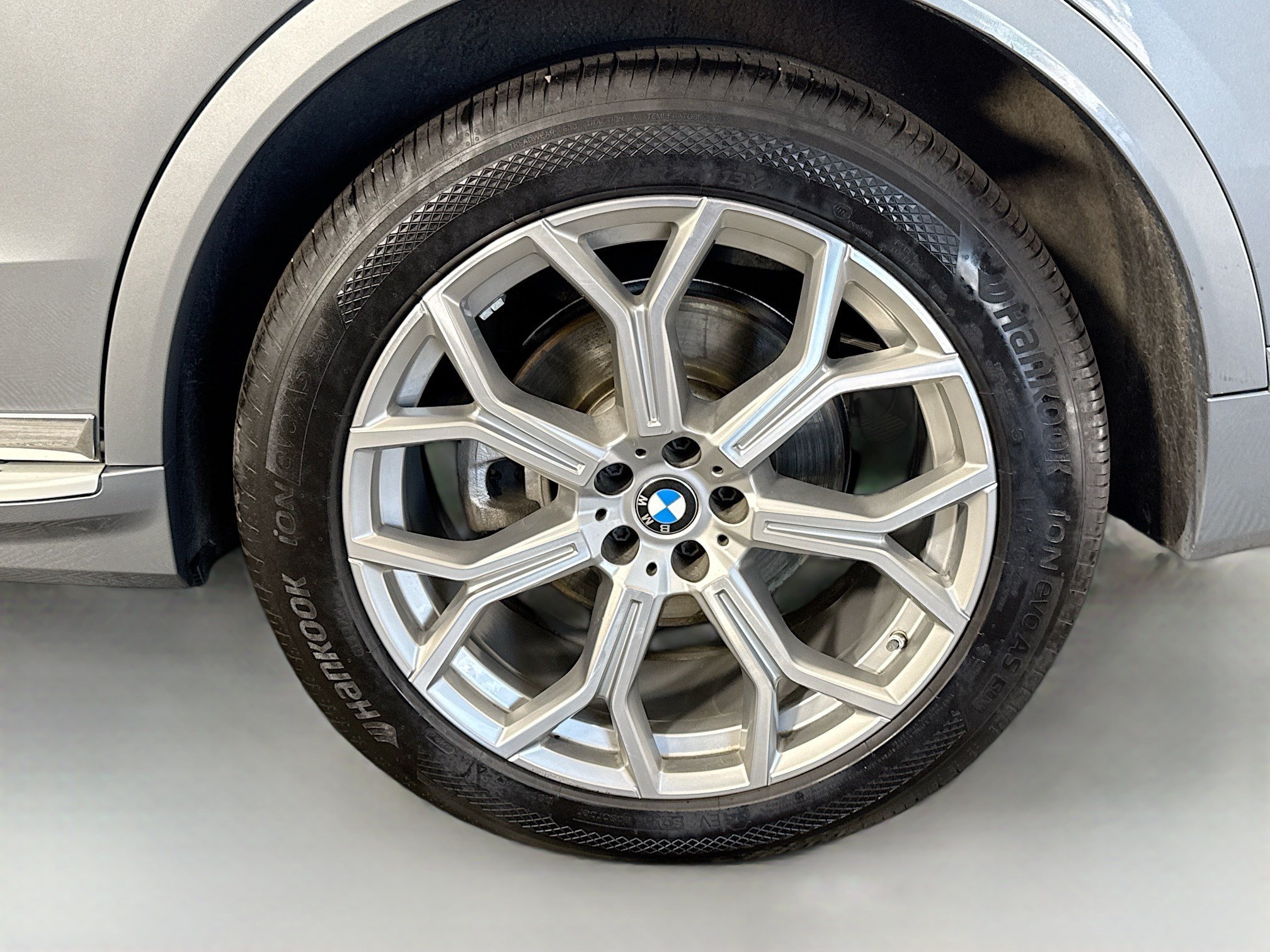 Used 2025 BMW X7 xDrive40i AWD/4WD image 37