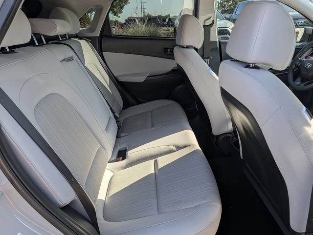 Used 2023 Hyundai Kona SEL FWD image 28
