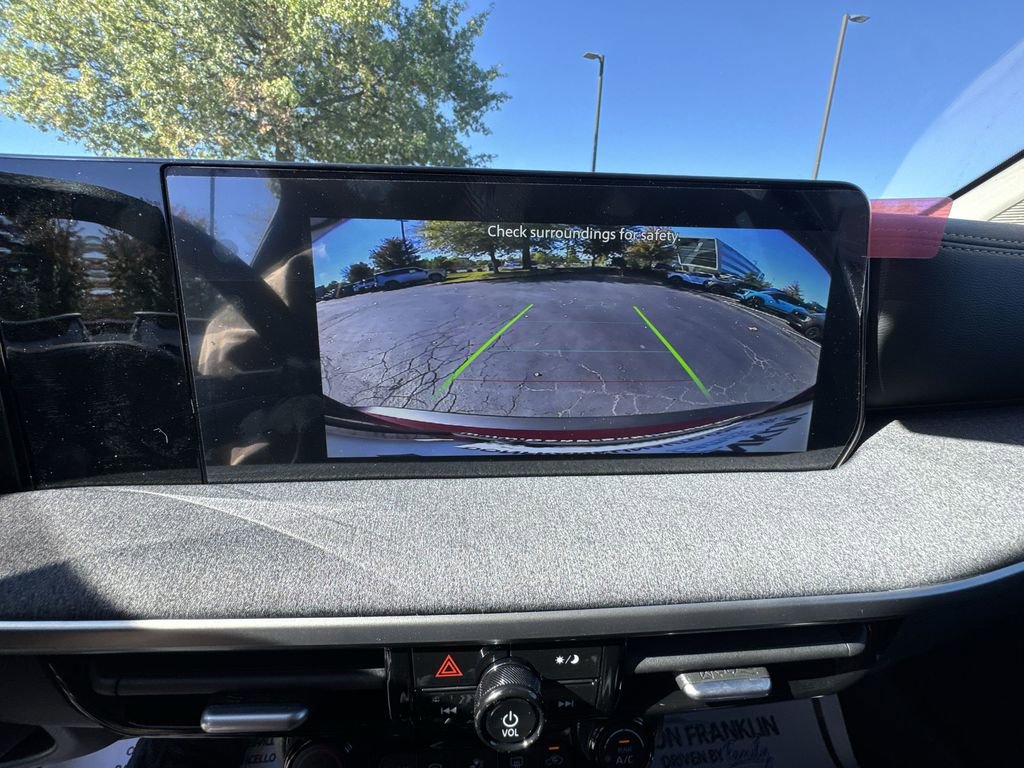 New 2026 Nissan Kicks SV w/ SV Premium Package image 17