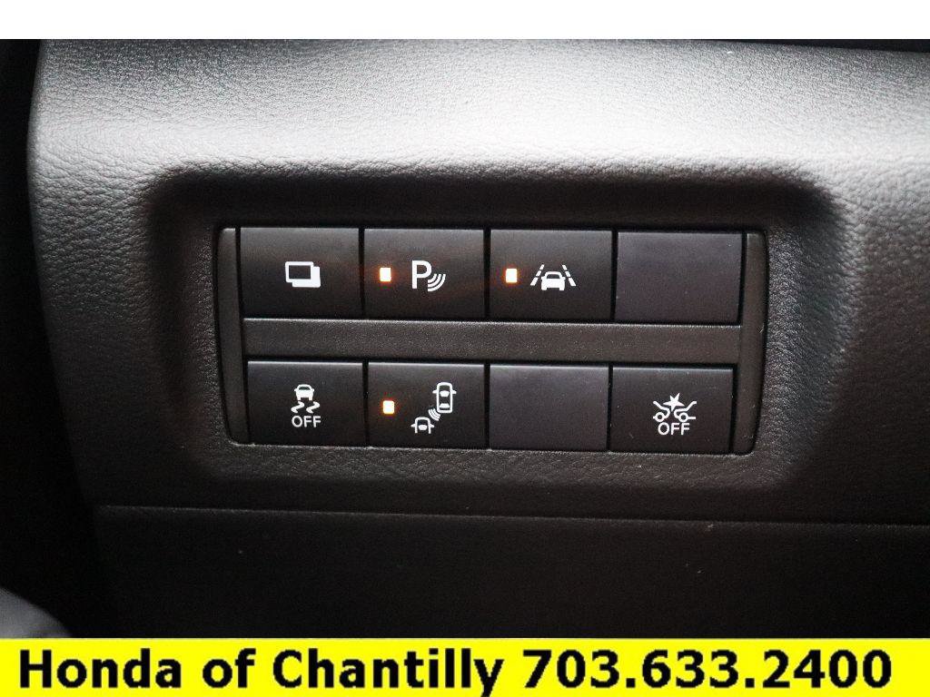 Used 2024 Nissan Kicks S image 18