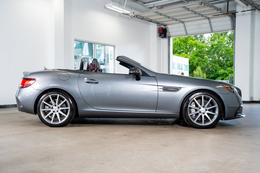 Used 2017 Mercedes-Benz SLC 43 AMG w/ Premium 3 Package image 10