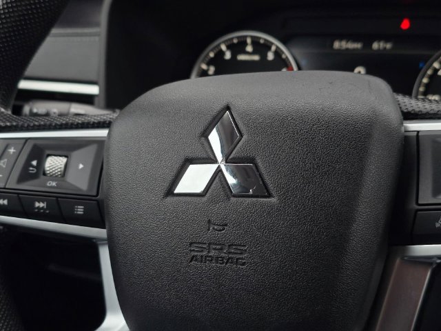 Used 2022 Mitsubishi Outlander ES FWD image 31