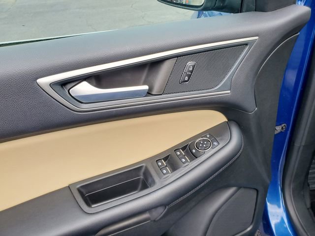 Used 2023 Ford Edge SEL AWD/4WD image 10