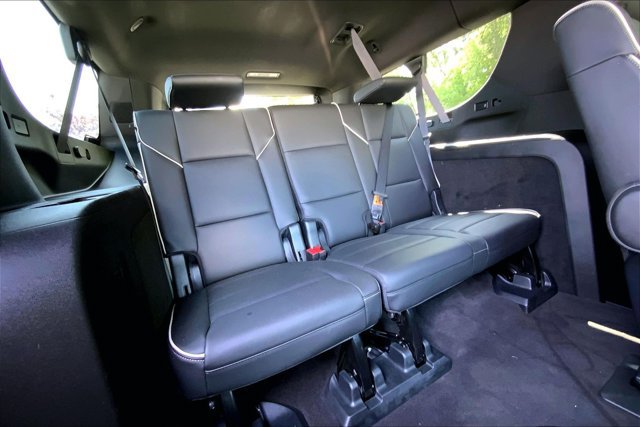 Used 2023 Cadillac Escalade ESV Premium Luxury AWD/4WD image 28