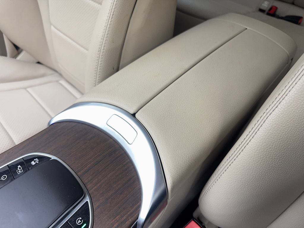 Used 2022 Mercedes-Benz GLC 300 w/ Premium Package Lite image 68