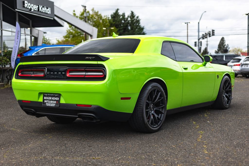 Used 2015 Dodge Challenger SRT Hellcat RWD image 11