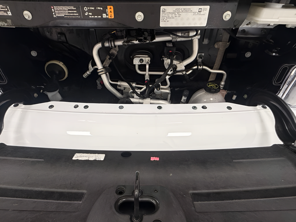 Used 2024 Chevrolet Brightdrop 600 w/ Commercial Equipment Package AWD/4WD image 19