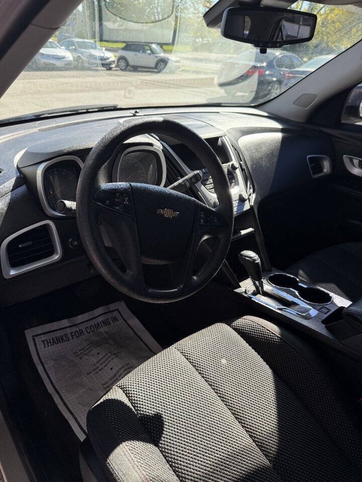 Used 2016 Chevrolet Equinox LS FWD image 9