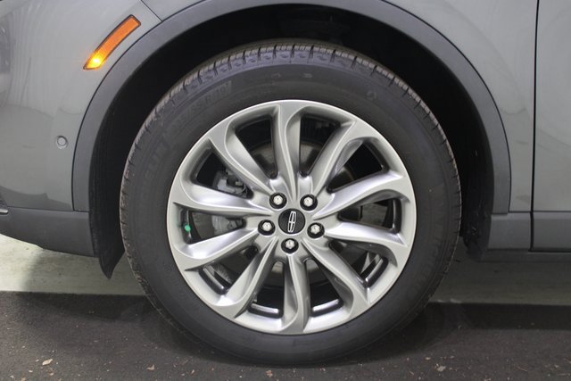 Used 2021 Lincoln Corsair FWD w/ Premium Package image 28