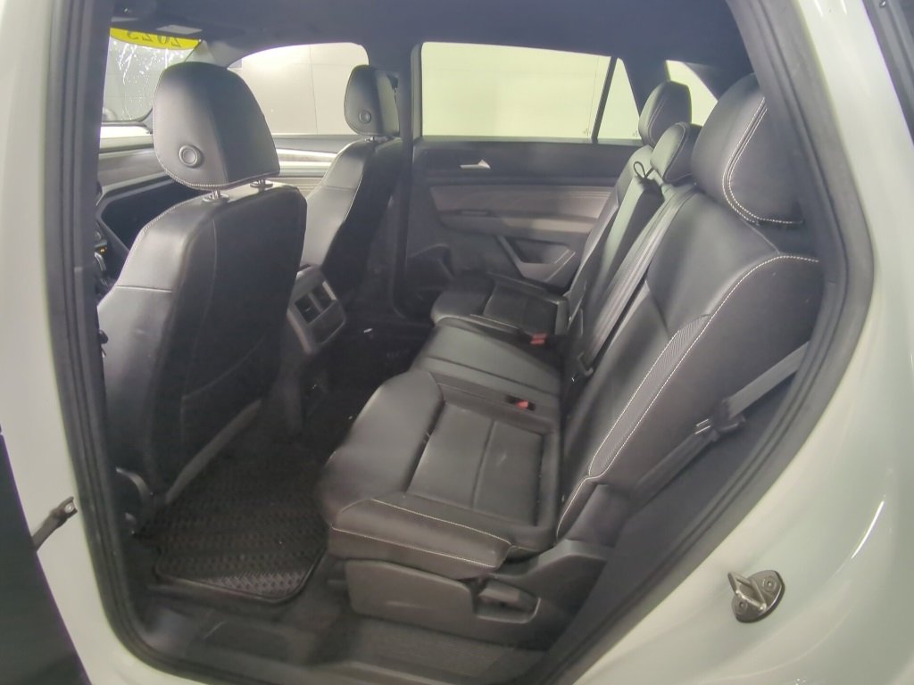 Used 2023 Volkswagen Atlas Cross Sport SE image 6