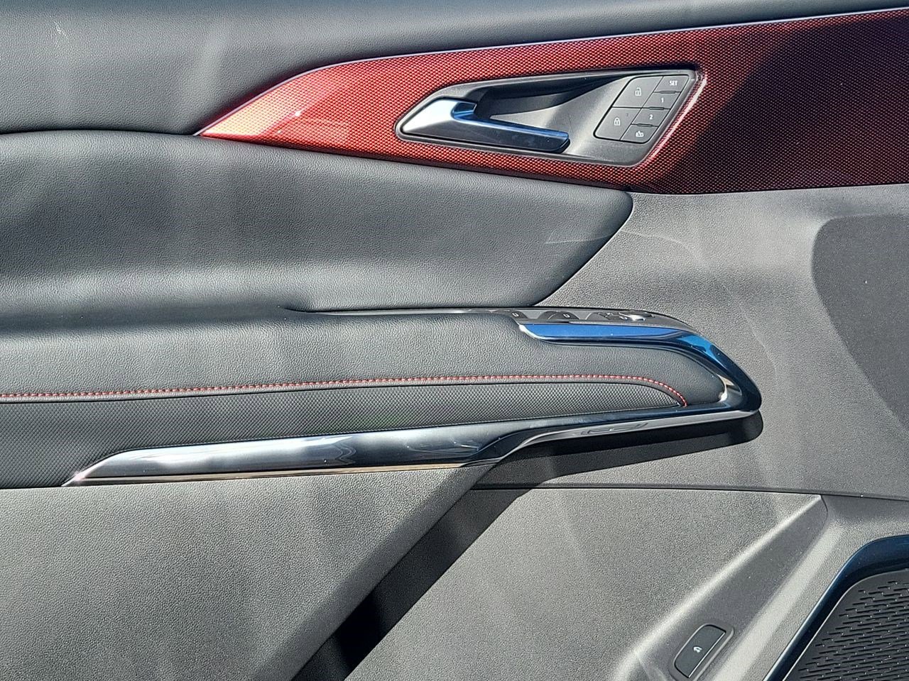 New 2026 Chevrolet Traverse RS image 24