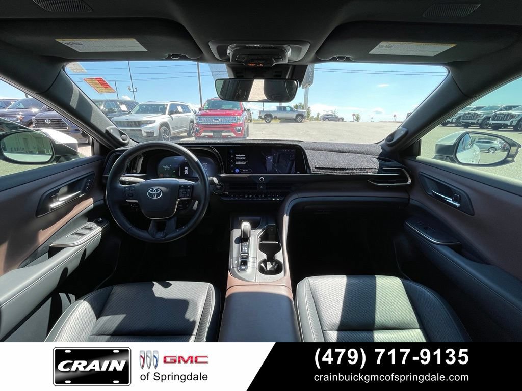 Used 2023 Toyota Crown AWD/4WD image 26
