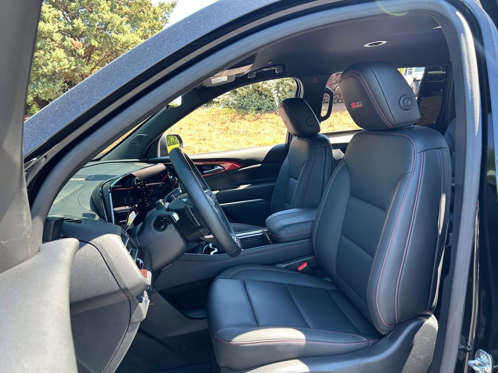 Used 2024 Chevrolet Traverse Z71 w/ Enhanced Driving Package image 37
