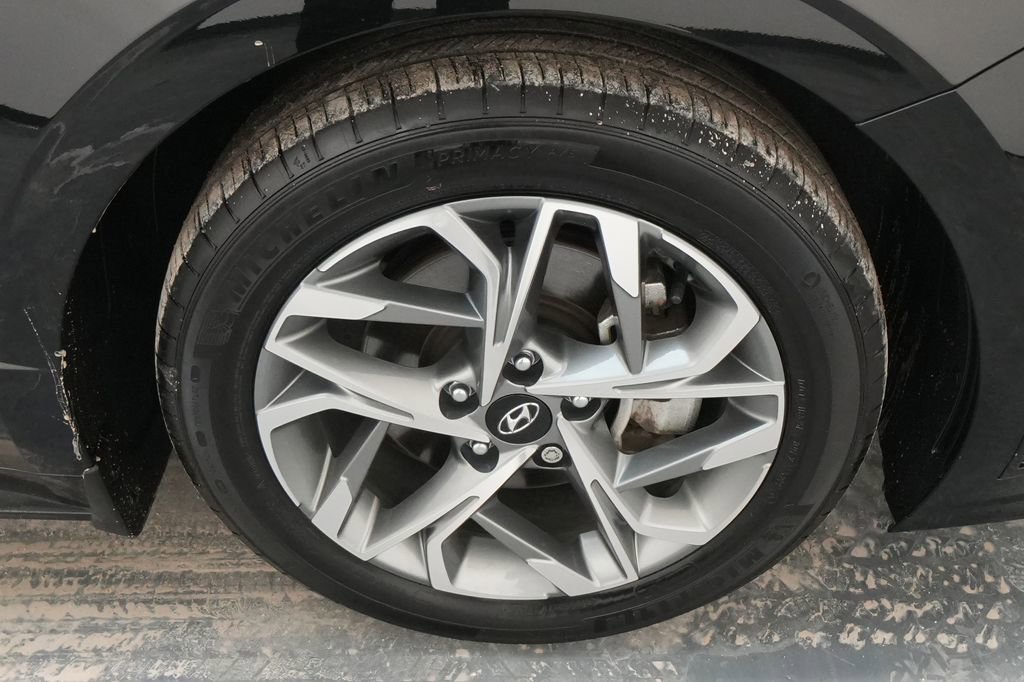 Used 2023 Hyundai Sonata SEL image 11