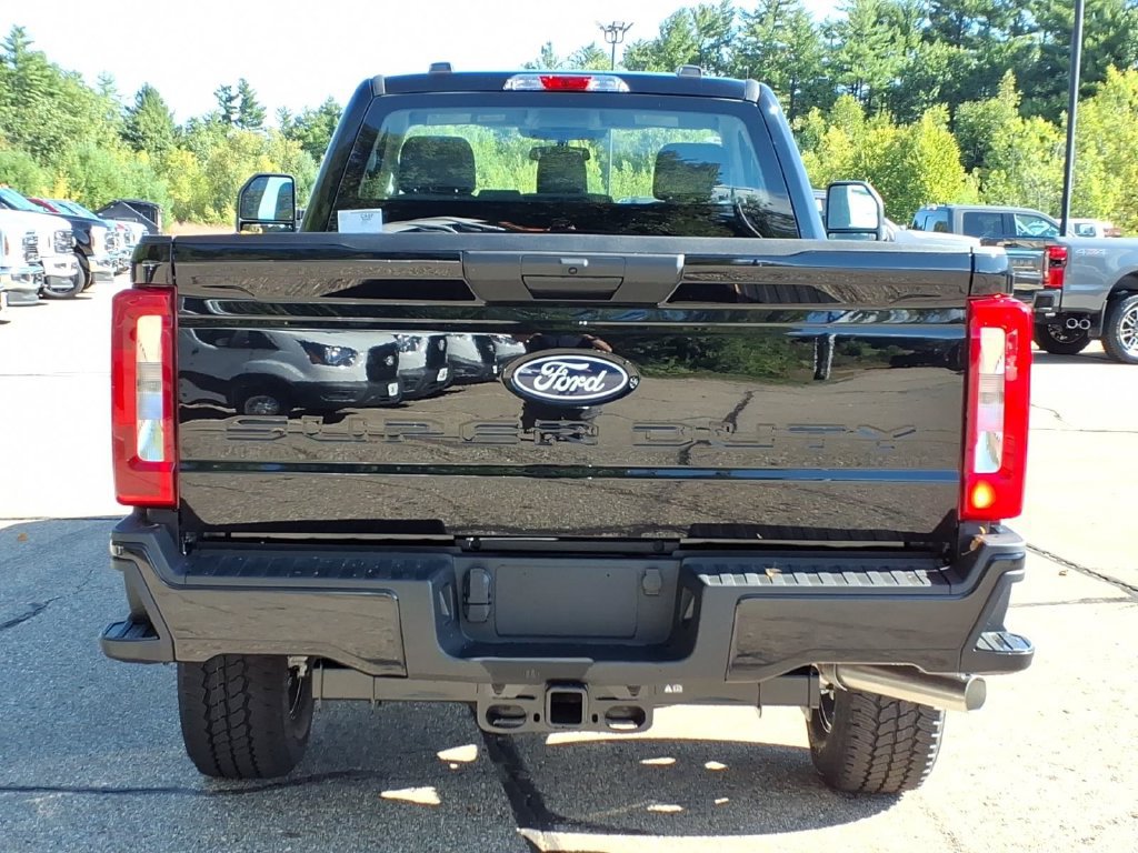 New 2027 Ford F250 XL w/ STX Appearance Package AWD/4WD image 6