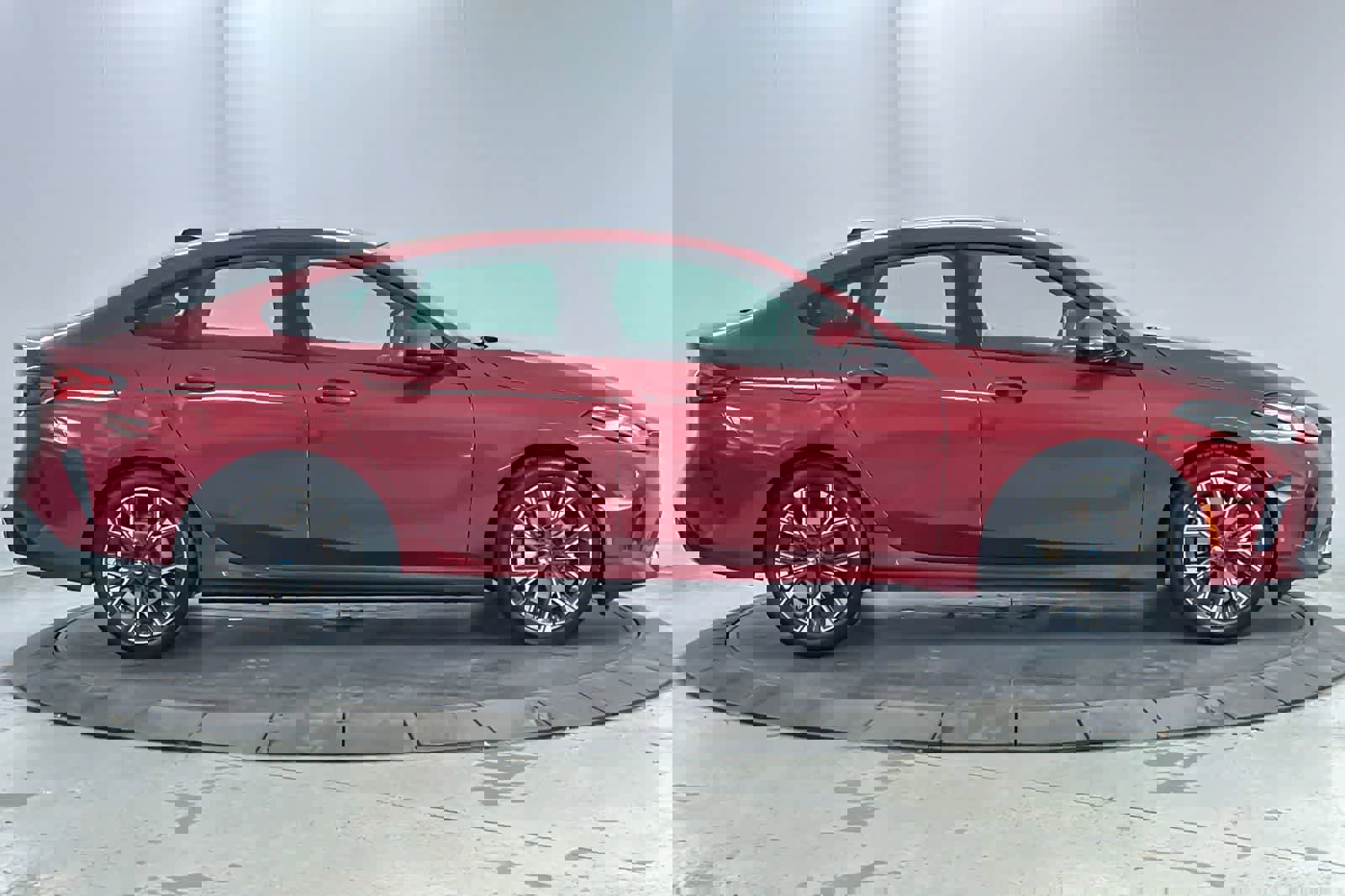 Used 2026 BMW 228i w/ Technology Package image 8