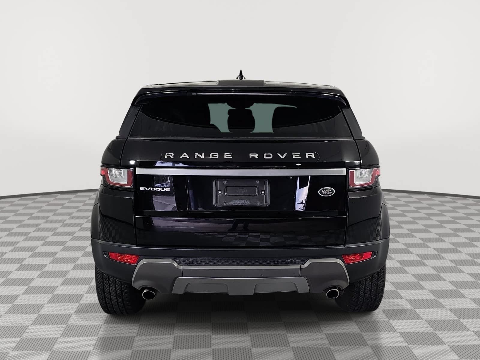 Used 2018 Land Rover Range Rover Evoque SE AWD/4WD image 7