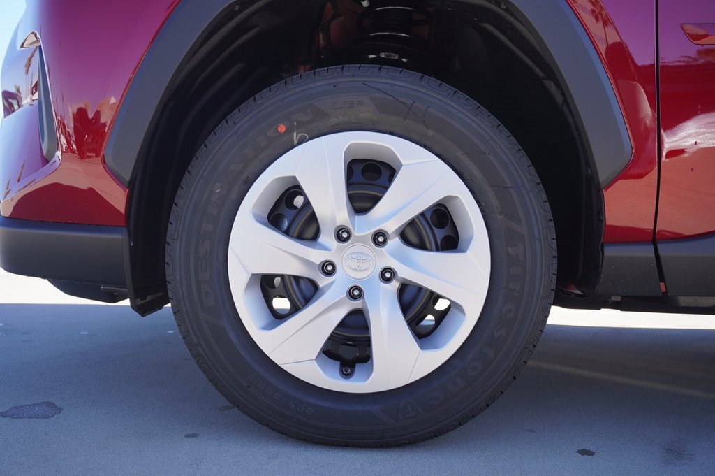 New 2025 Toyota RAV4 LE image 19