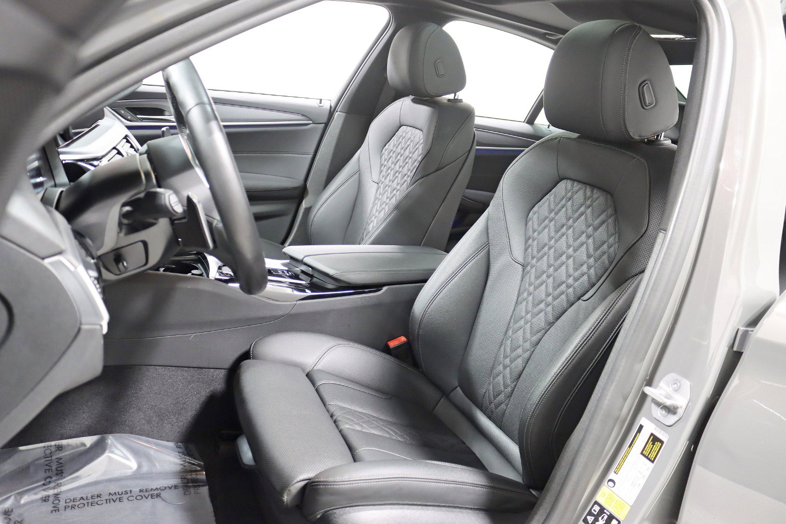 Used 2022 BMW 530i xDrive w/ M Sport Package image 28