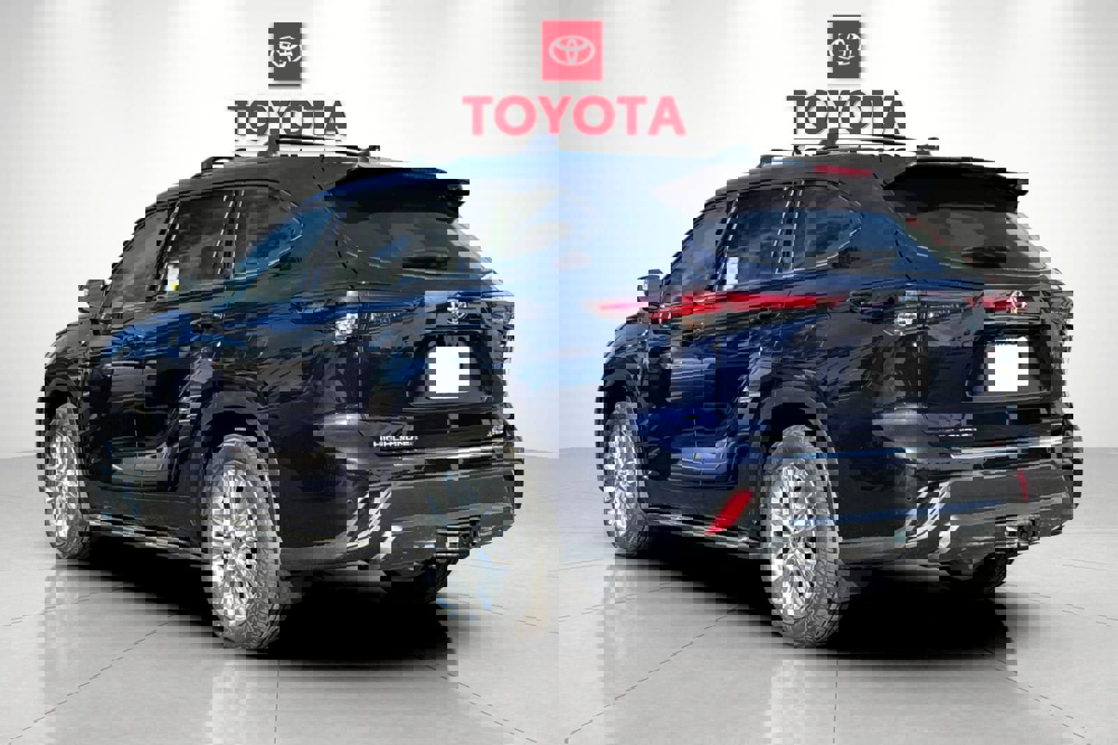 New 2026 Toyota Highlander Limited AWD/4WD image 5