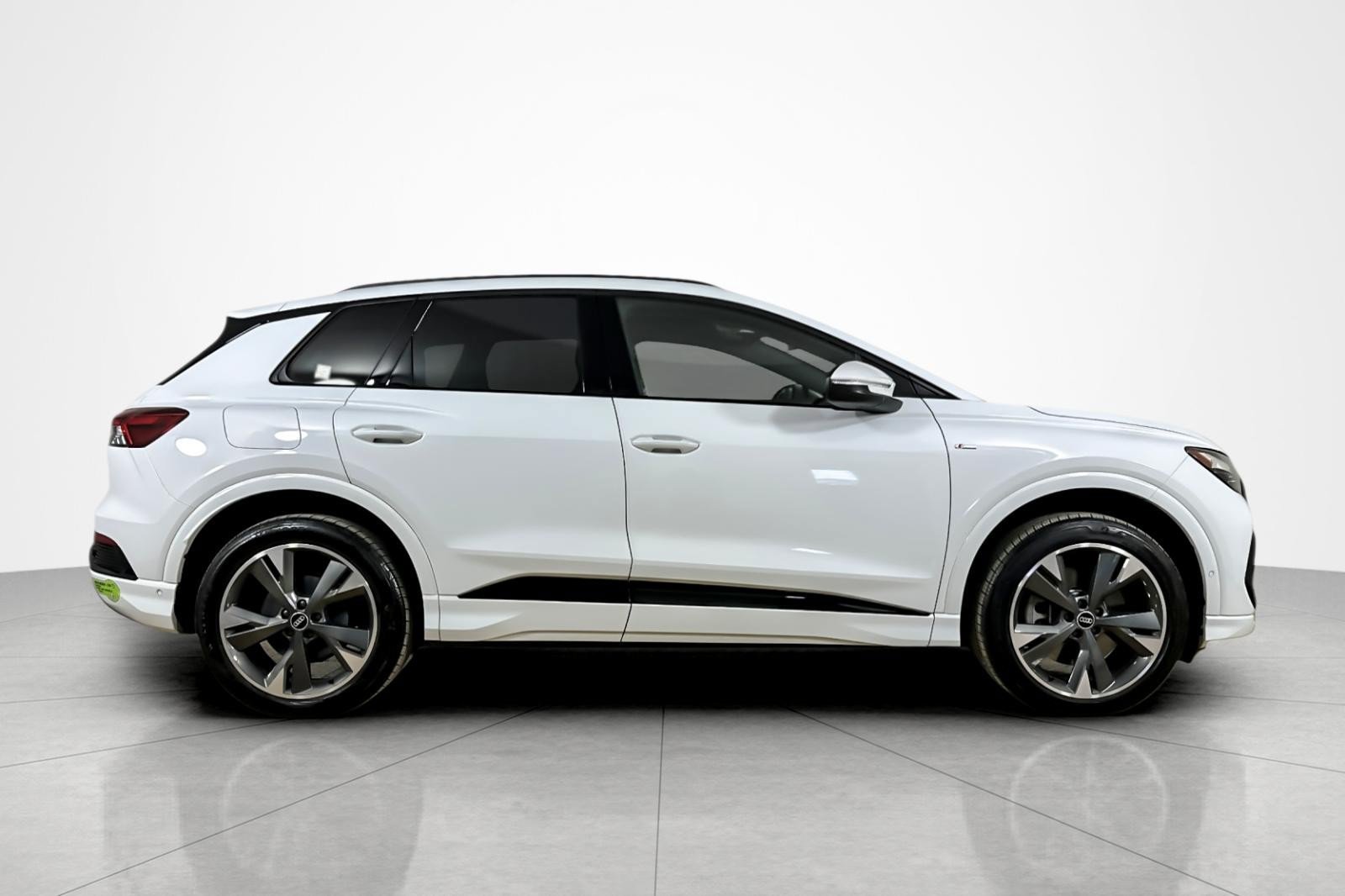 Certified 2023 Audi Q4 e-tron Premium Plus w/ Premium Plus AWD/4WD image 6