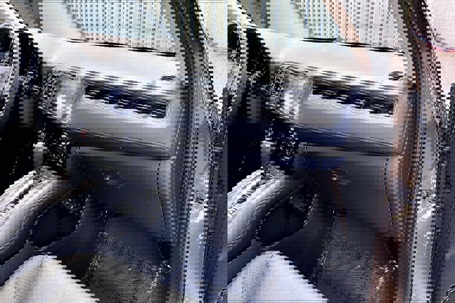 Used 2016 Honda HR-V EX-L image 18